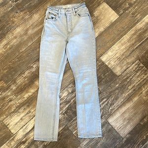 Ambercrombie & Fitch size 23 / 000 slim straight ultra high rise